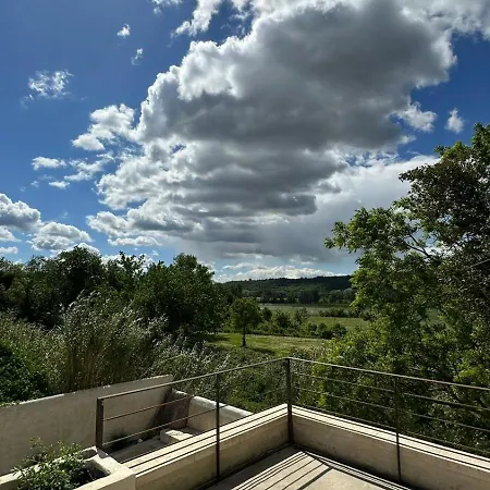 Villa Uzes Mazet Classe Tres Jolie Vue Commerces A Pieds *